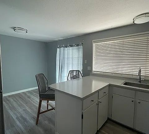 4th image of 916 207th Pl SE Unit B