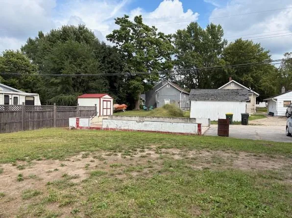 820 North Prairie Street Street #12, Prairie Du Chien, WI 53821