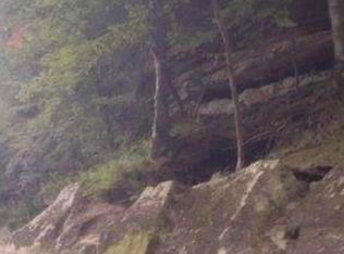 1A Pine Grove Rd, Beattyville, KY 41311