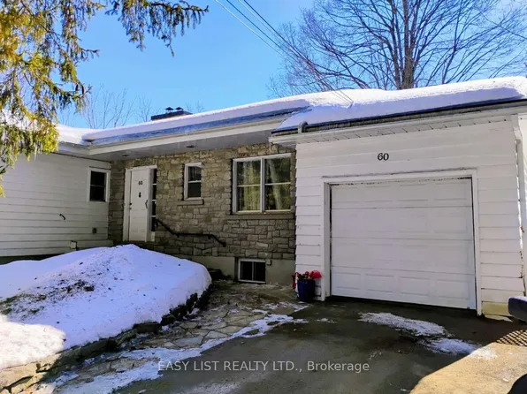 60 Mariposa Ave, Ottawa, ON K1M 0V1