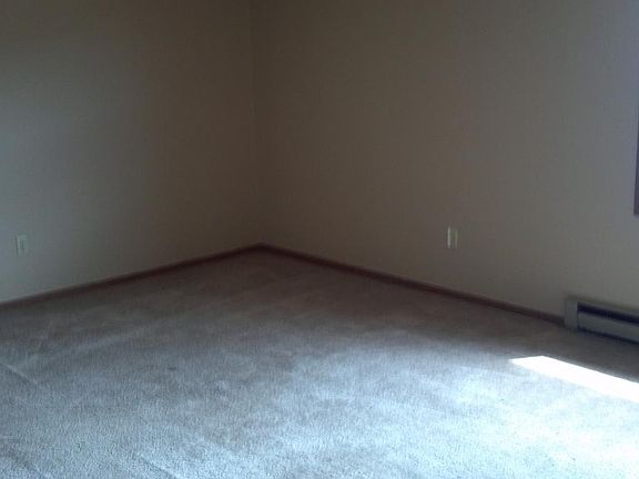2nd image of 2402 Fryklund Dr