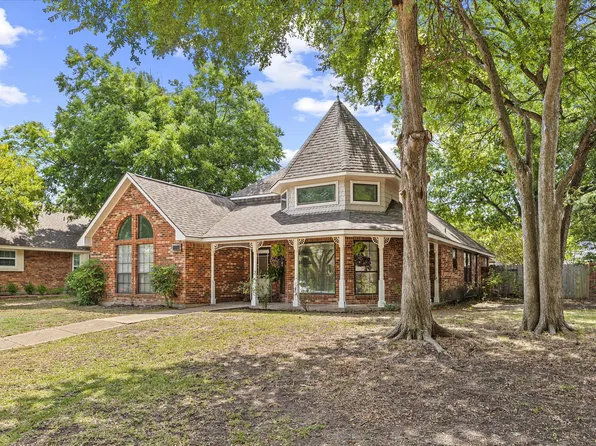 106 Kiowa Ln, Waxahachie, TX 75165