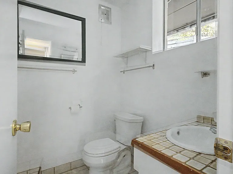 26185 Zdan Rd #B — Photo 7