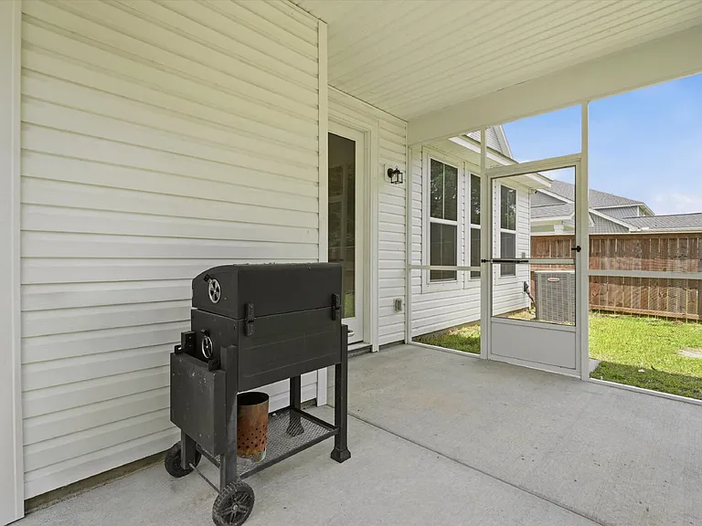 8646 Windsor Hill Blvd — Photo 41