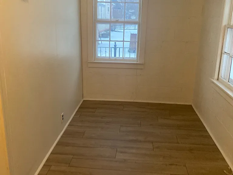 1014 Lincoln St — Photo 15