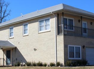 1110 Lake Road Dr, Cassville, MO 65625