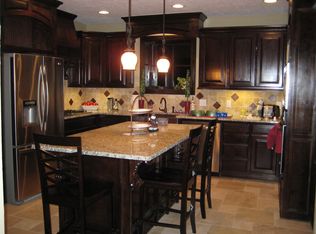 609 N 14th St, Perry, OK 73077