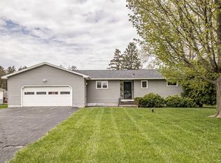 403 Stillwell Cir, East Syracuse, NY 13057
