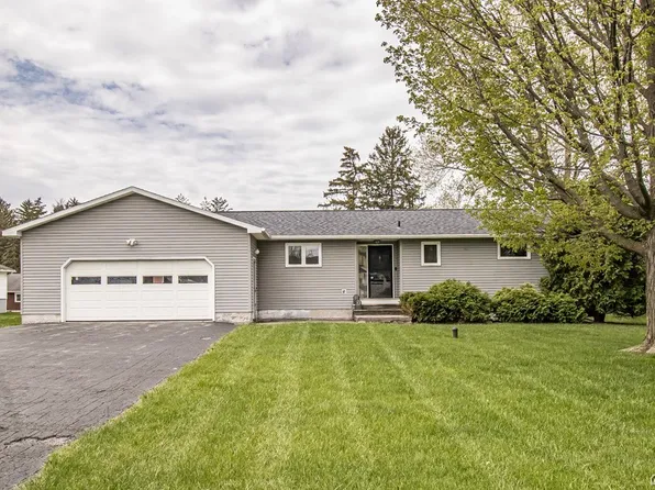 403 Stillwell Cir, East Syracuse, NY 13057