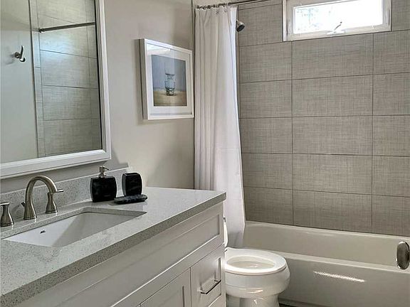 5th image of 669 Pierce Pl