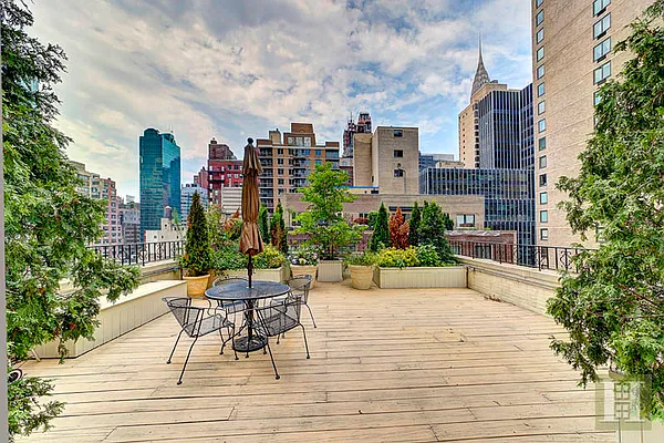 Rented by Halstead Real Estate | media 48