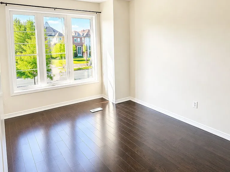 84 Gas Lamp Ln — Photo 9