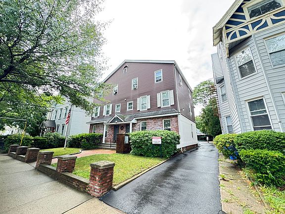 5th image of 94 Edwards St #3
