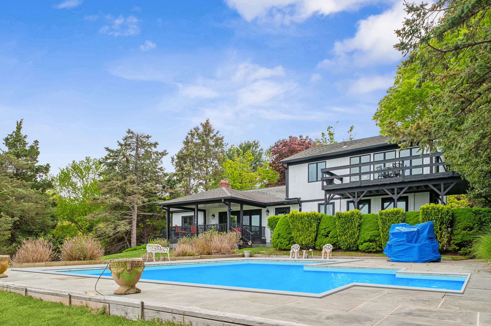  Pool & Patio