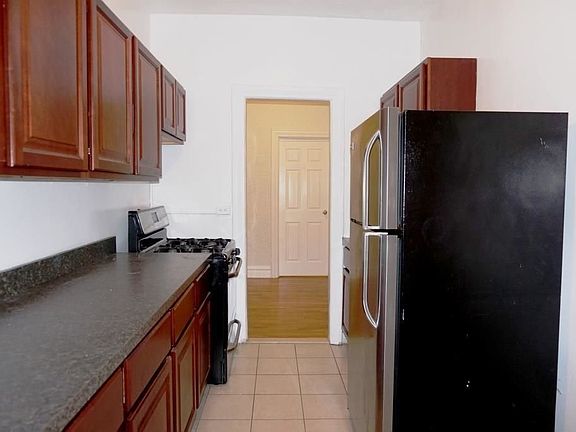 2nd image of 855 Ocean Ave #G3