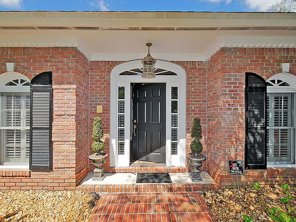 2nd image of 8164 Wekiva Way