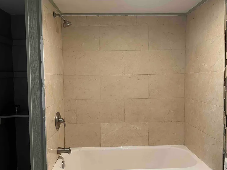 913 Cooks Ln #FIRSTFRONT — Photo 11