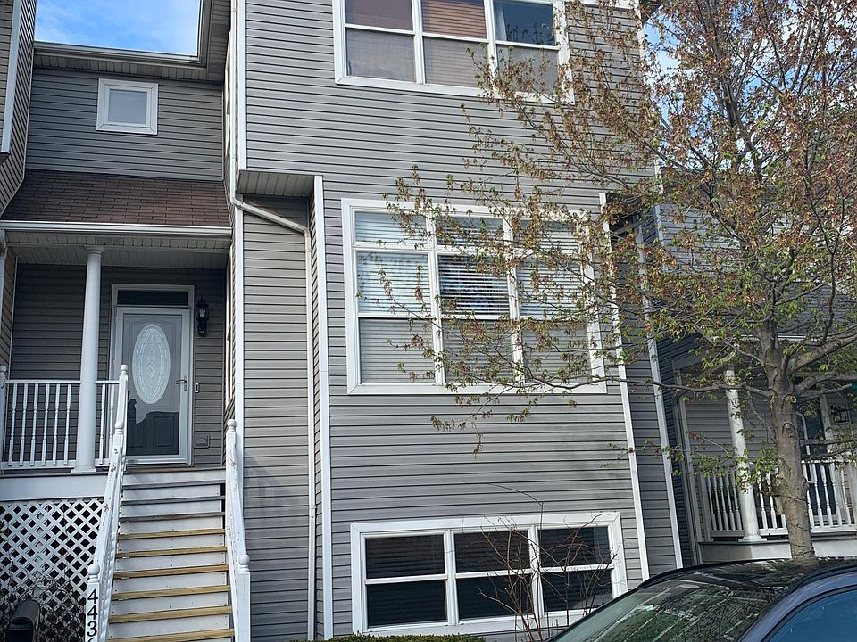 1st image of 4436 W Hutchinson St