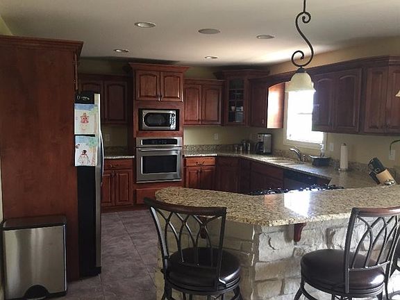5th image of 194 Appaloosa Ln