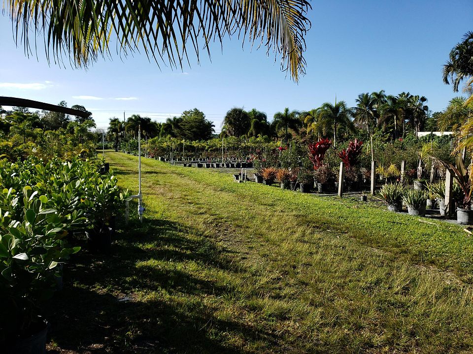 2nd image of 14375 Okeechobee Boulevard