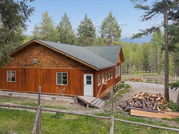 5th image of 65 Moose Farm Rd