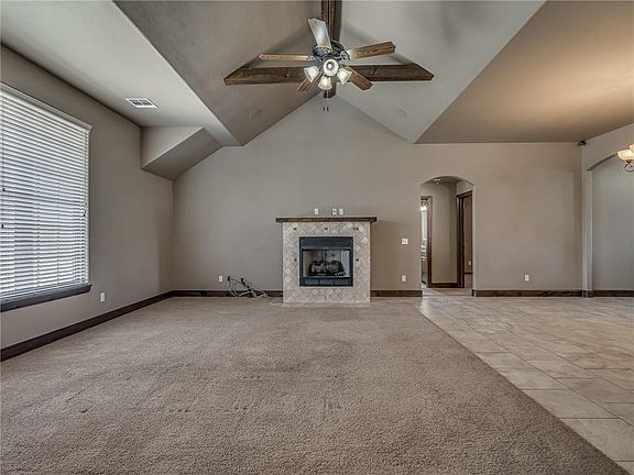 3rd image of 4829 Granite Dr
