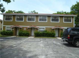 3530 NW 114th Ln, Coral Springs, FL 33065