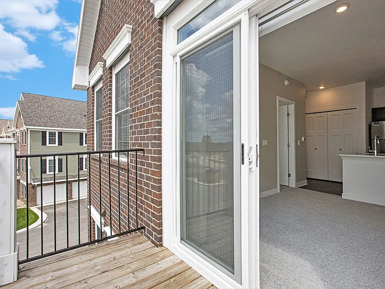 Meadowbrooke Apartment Homes — Photo 36