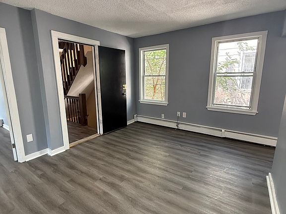 2nd image of 56-58 Judson St #2