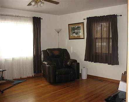 2nd image of 1217 Lincoln Ave