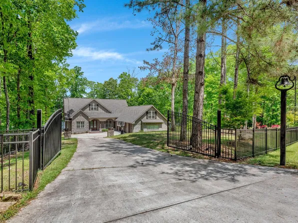 126 Boardwalk Way, Jasper, AL 35504