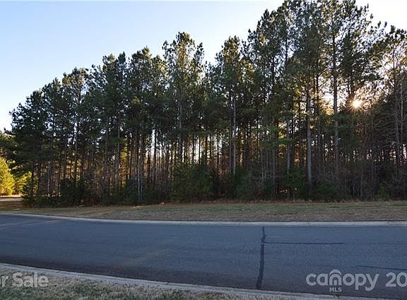 4th image of 4001 Deer Park Ln #271A