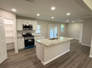 1817 Crescent St, Denton, TX 76201