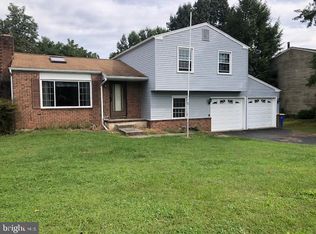 5050 Arney Rd, Harrisburg, PA 17111