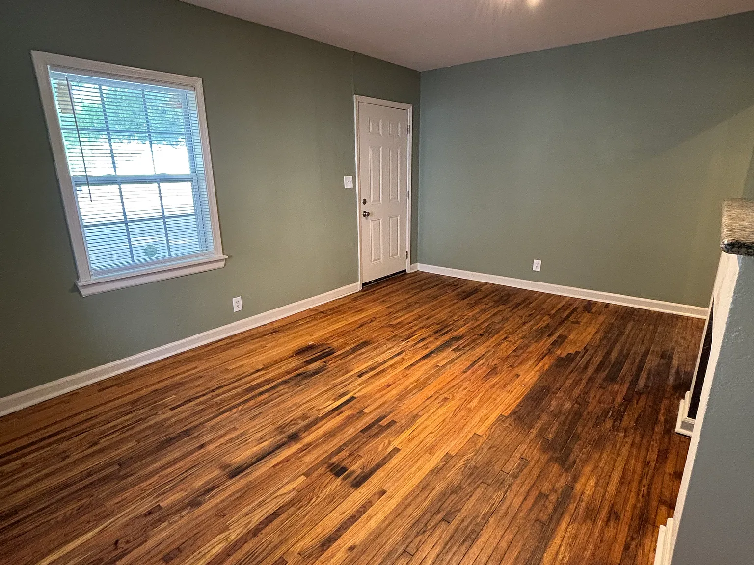 3 bed, 1368 sqft, $1,295 — Photo 4