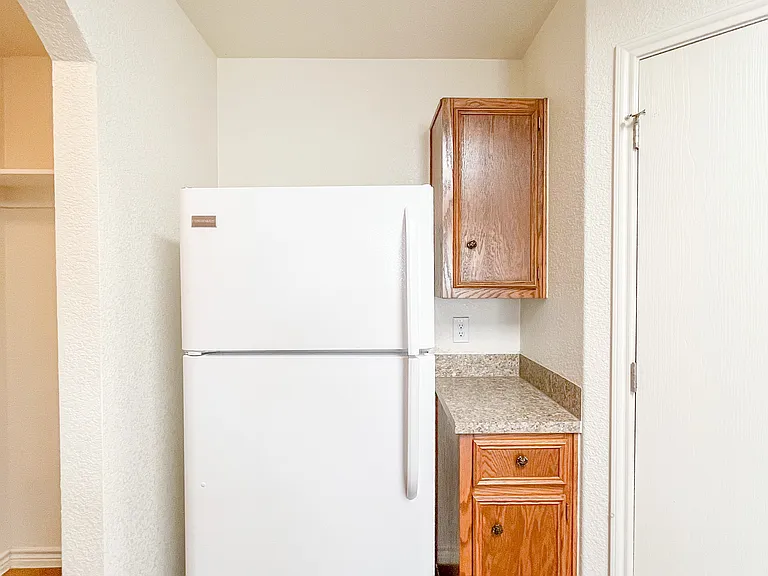 3808 John Chisholm Loop #B — Photo 6