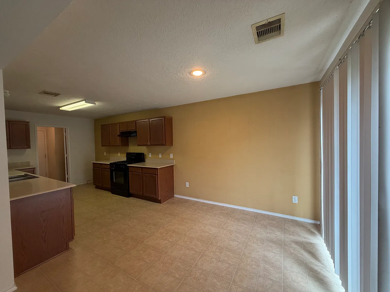 2606 Skyview Knoll Ct — Photo 4