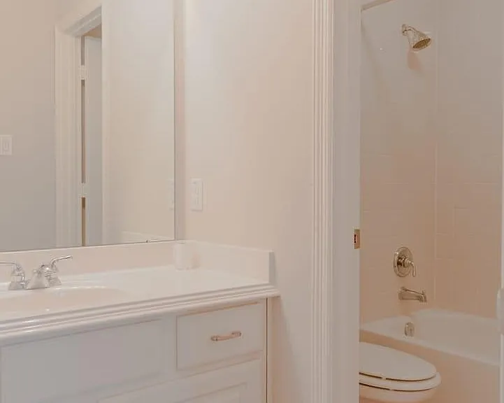1507 Shady Villa Manner — Photo 19
