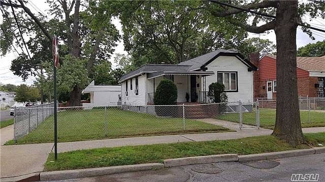 1st image of 23110 145th Ave