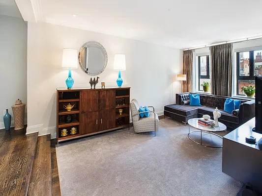 Sold by Sotheby's International Realty | media 26