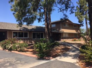 2828 N Victoria Dr, Alpine, CA 91901