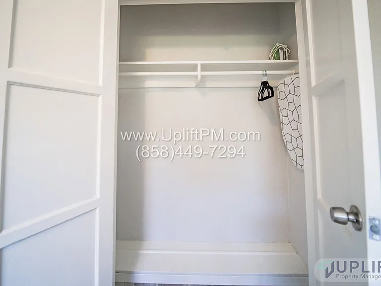 4237 Swift Ave — Photo 17