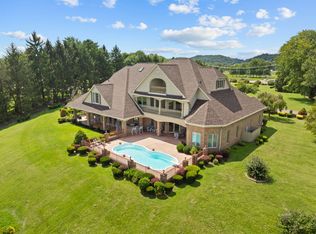 16 River St, Gallipolis, OH 45631