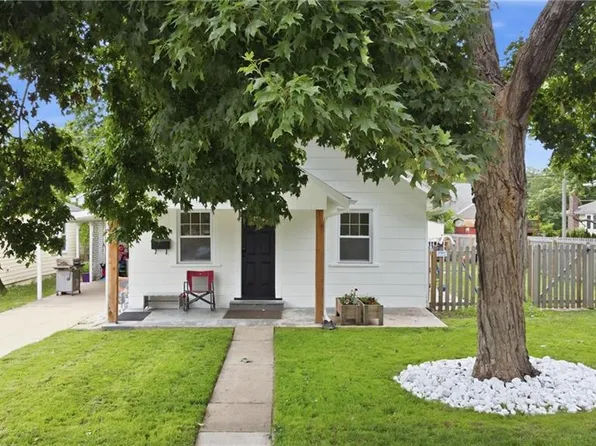 4738 Canterbury Rd, Mission, KS 66205