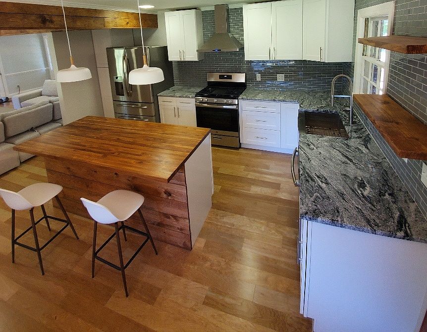 1st image of 109 Leon Dr