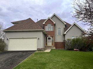 1274 Amber Ct, Woodstock, IL 60098