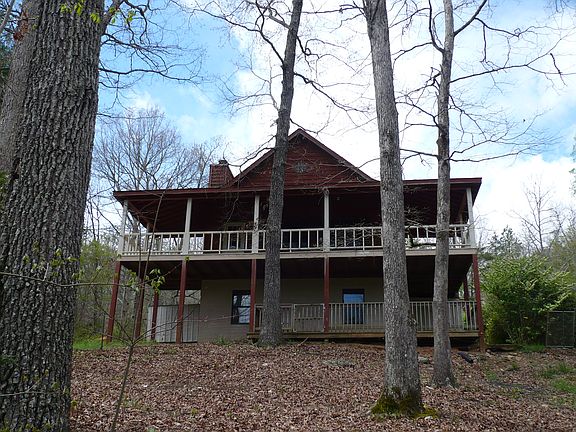 Rear view of Mtn. home