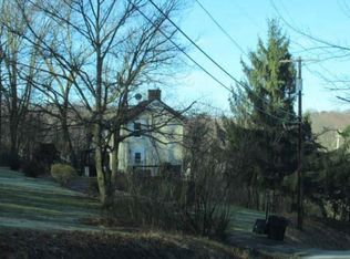 588 Pacek Rd, Greensburg, PA 15601