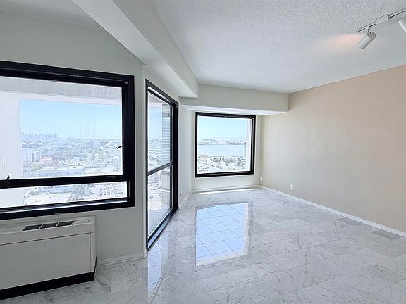 3rd image of 6363 Christie Ave APT 1501
