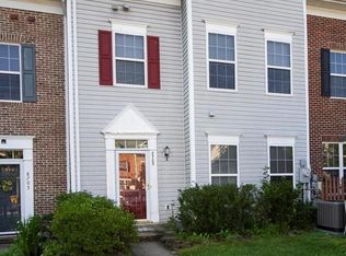 8705 Green Clover Ct, Odenton, MD 21113